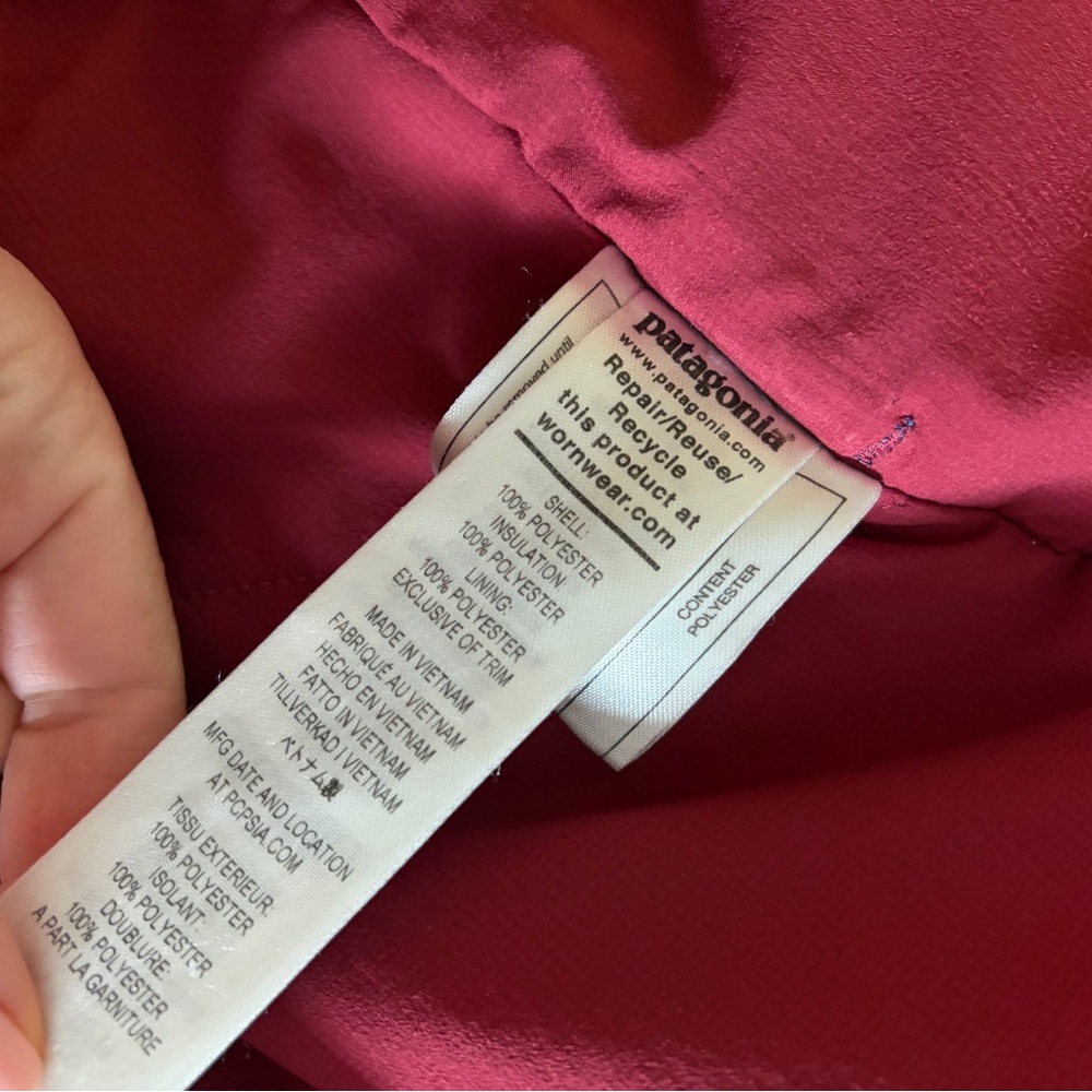 Patagonia Kids' Puffer Jacket in Blue and Red - Picture 9 of 9